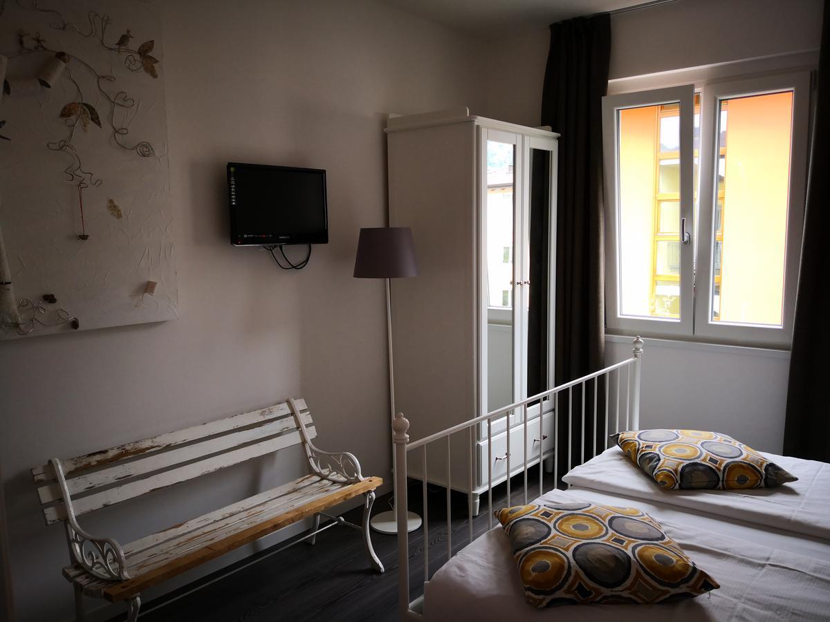 Hotel Villa Rina Riva del Garda Extérieur photo